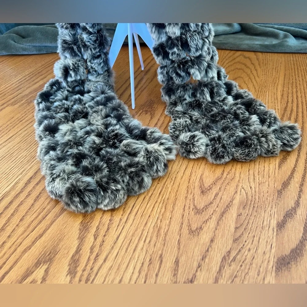 Rabbit Fur Fun Scarf (KS)